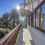 828 Апартаменты
