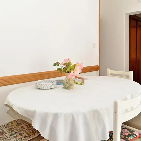 828 Apartamento *