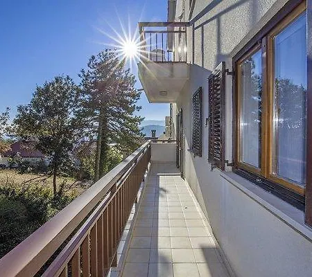 828 Apartment
