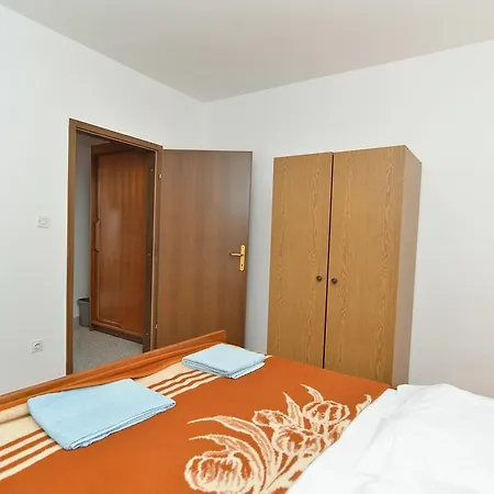 828 Apartment