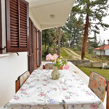 Apartment 828 Rabac